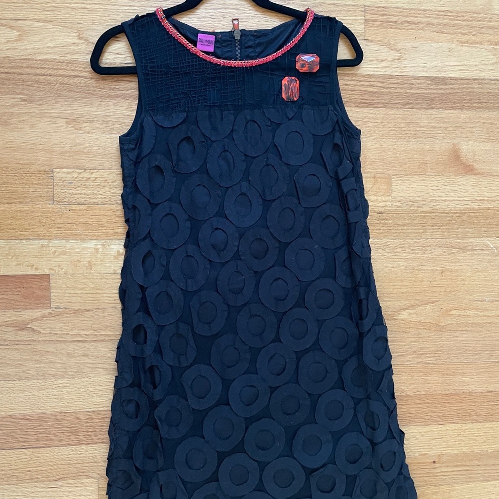 Save the queen dress